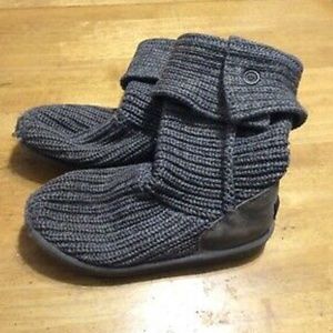 UGG Australia F3009G Gray Sweater BOOTS Youth 4